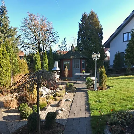 Stilvolle In Mit Eigener Terrasse, Cleaning Included Apartman *
